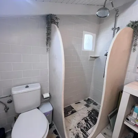 Fig Cottage, A Pretty 200 Year-old Stone Retreat *